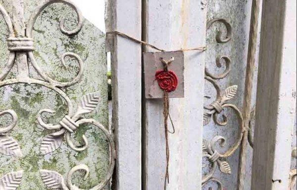 Adnan Oktar'ın yalısı mühürlendi