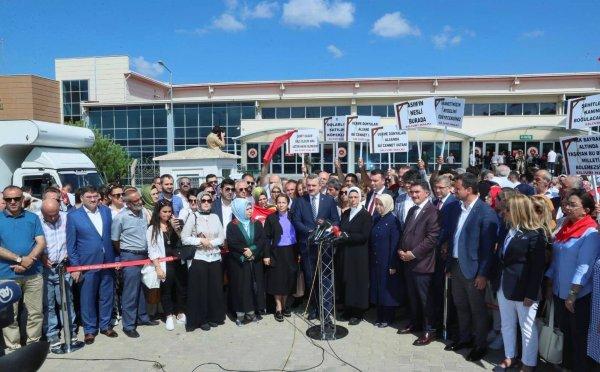 AK Parti İstanbul, Şehitler Köprüsü davasını takip etti