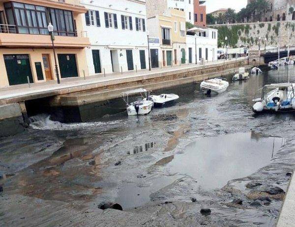 İspanya'da mini tsunami