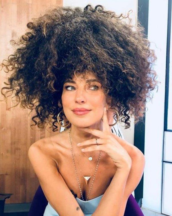 Burcu Esmersoy'un yeni imaj şakası