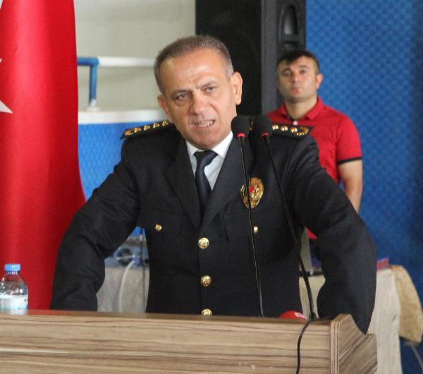 Emniyet Müdürü'nden mezun polislere cemaat/tarikat uyarısı