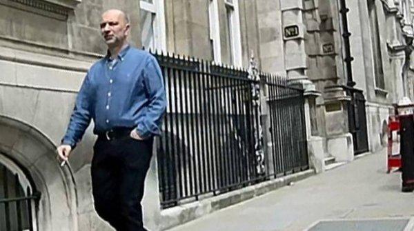 Türkiye istedi, Akın İpek gözaltına alındı