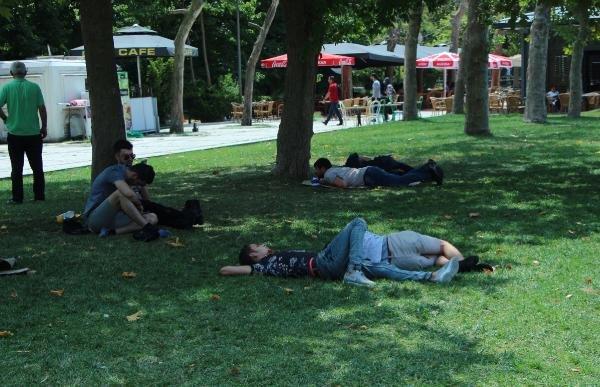 İstanbul'da termometreler 37 dereceyi gösterdi