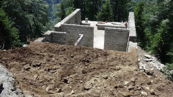 'İmar Barışı'nı duyan yaylalarda kaçak yapıya başladı