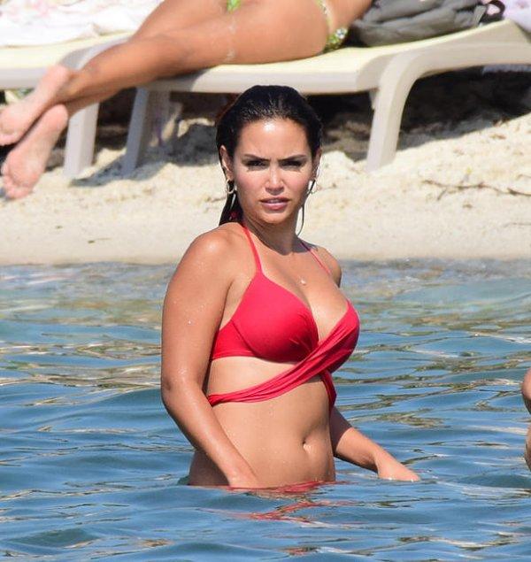 Sebahat Kumaş Bodrum'da tatilde