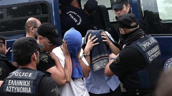 Yunan basını: FETÖ'cüleri yangından kaçırdılar