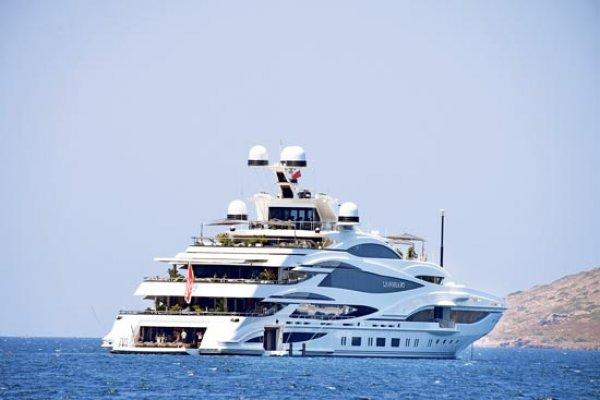 Jeremy Meeks kayınpederinin yatıyla Bodrum'da