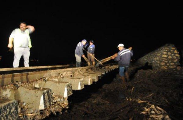 Denizli-İzmir arası tren seferleri durduruldu