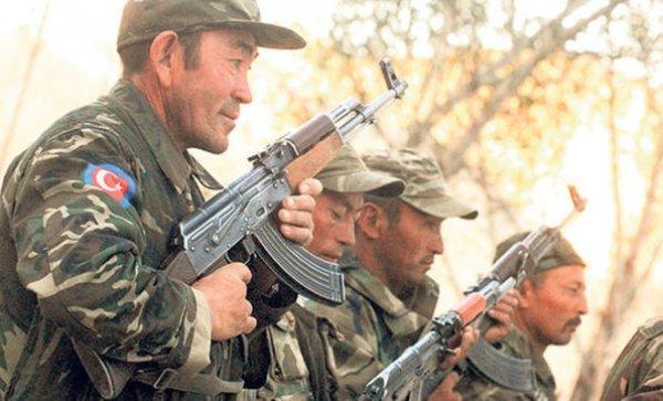 PKK'nın giremediği Kırgız köyünden TSK'ya 4 subay