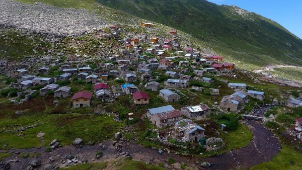 Rize'de köylüler yaylaya yol istemedi