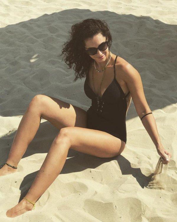 Mert Fırat'tan sonra Hande Doğandemir