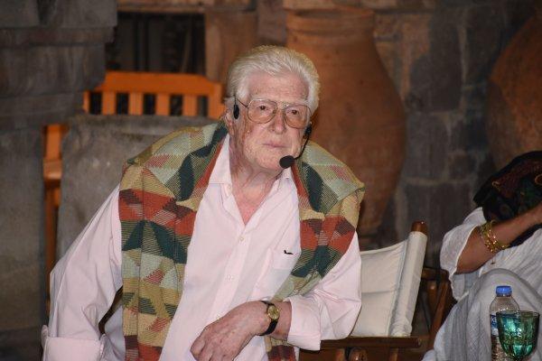 İzzet Günay: Türkiye'de iyi oyuncular var