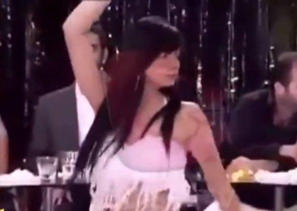 Demet Özdemir'in Flash Tv görüntüleri