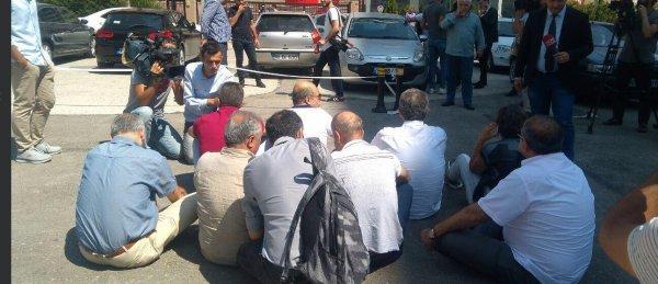 Kurultay isteyen CHP'liler açlık grevinde