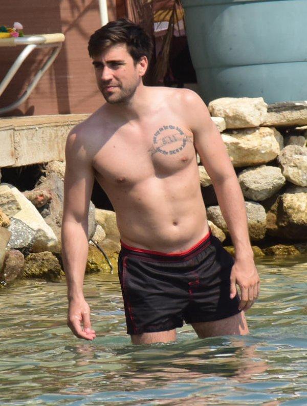 Çağlar Ertuğrul göbeklendi