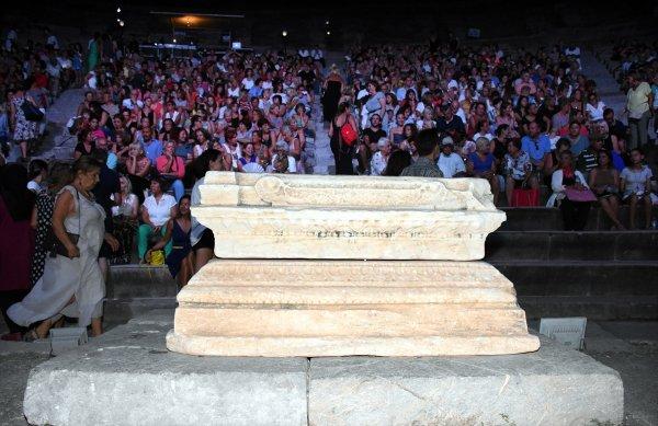 Antik Tiyatro'da asırlardır müzik sesi yankılanıyor