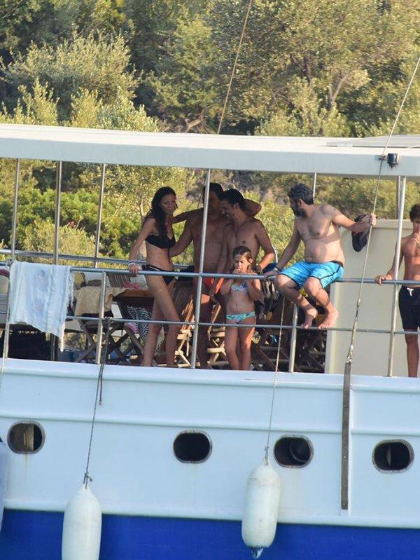 Mehmet Günsür tatilde