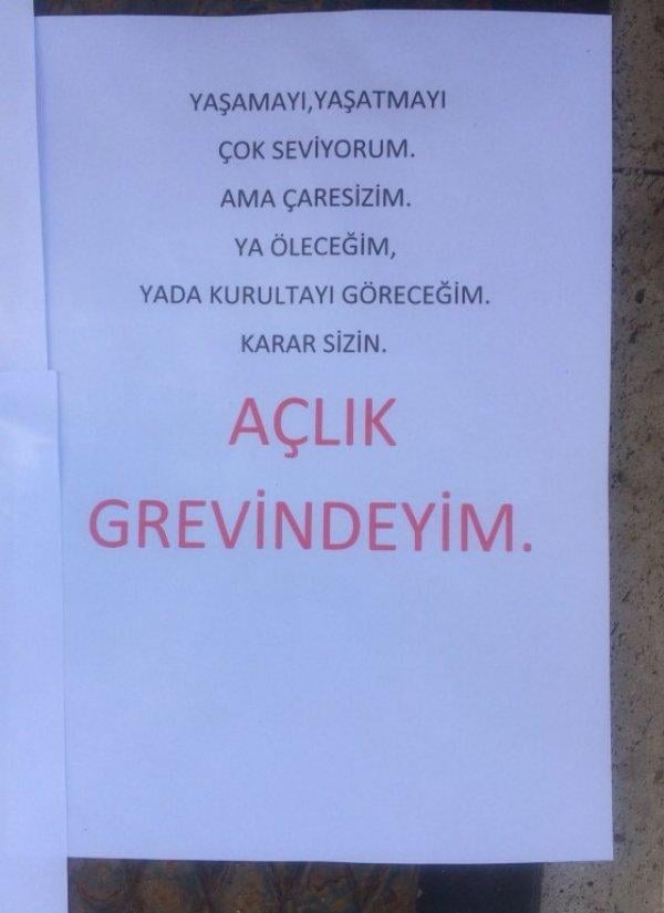 Kurultay isteyen CHP'liler açlık grevinde