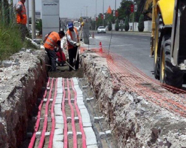 Şanlıurfa'da elektrik hatları yeraltına alınıyor