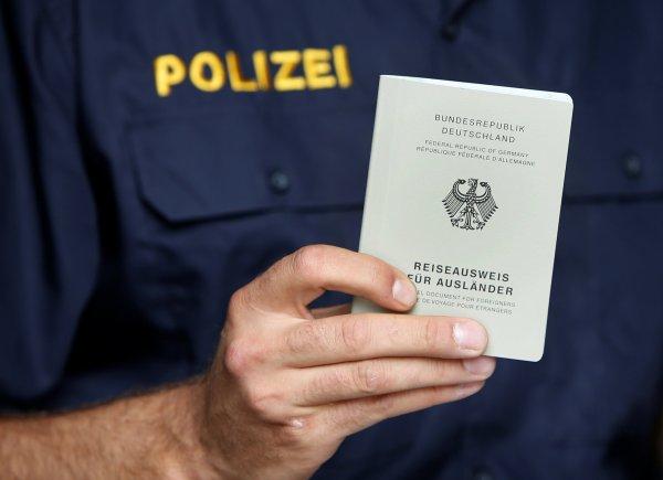 AB'de 'altın pasaport' isyanı