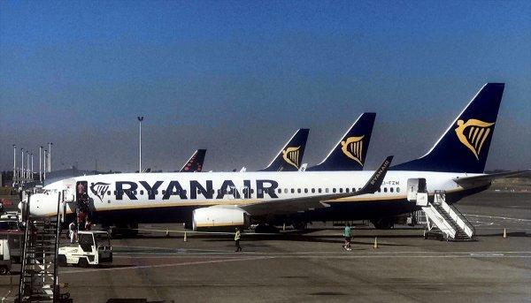 Ryanair pilotları greve gitti