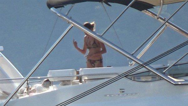 Emina Jahovic Mustafa Sandal'ı azarladı