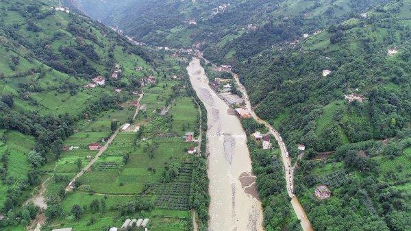 Rize'deki sel havadan görüntülendi