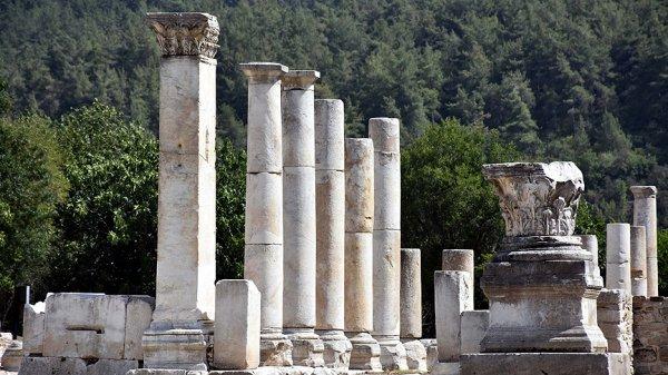 Gladyatörler şehri ziyaretçilerini büyülüyor