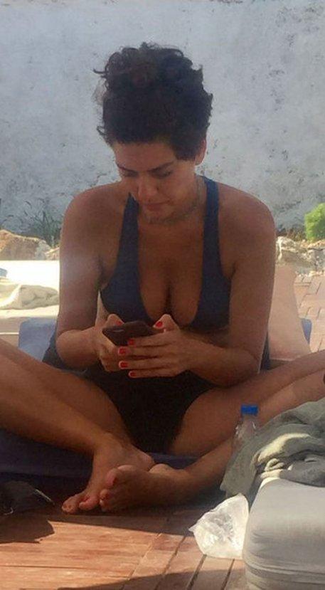 Bergüzar Korel, tatil rotasını değiştirdi
