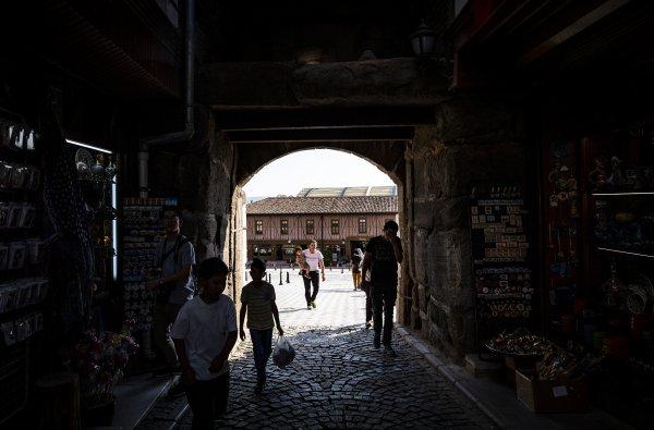 Ankara Kalesi, eskimeyen mahalle kültürünü de yaşatıyor