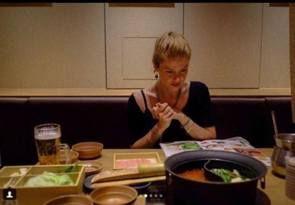 Burcu Biricik eşiyle Uzak Doğu'da