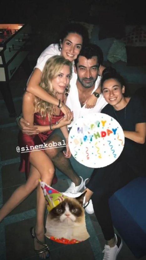 Sinem Kobal'a sürpriz parti
