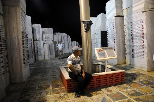 17 Ağustos depreminde hayatını kaybedenler anıldı