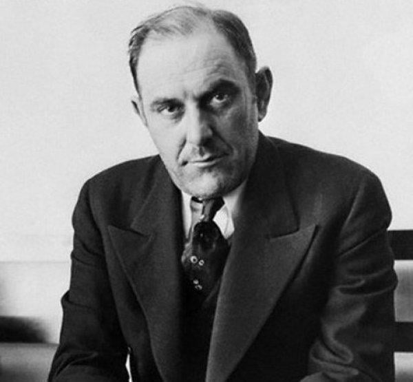 Eyfel Kulesi’ni iki kere satan adamın hikayesi