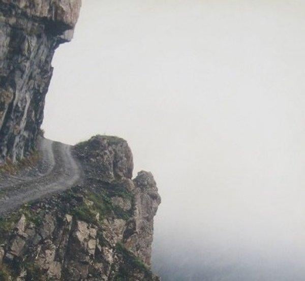 Bu yollardan geçmek cesaret ister