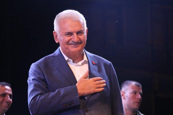 Binali Yıldırım: Bu millete gözdağı sökmez