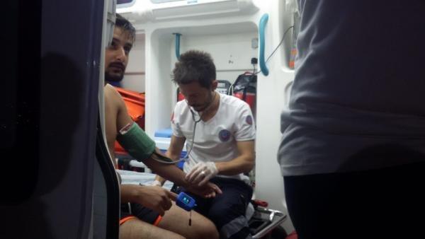 Botu alabora olan 5 kişiyi Sahil Güvenlik kurtardı