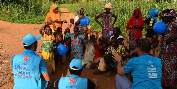 TDV'den Nijer'de 2 milyon kişiye yardım