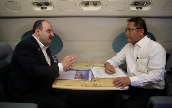 Bakan Varank'ın yoğun diplomasi trafiği