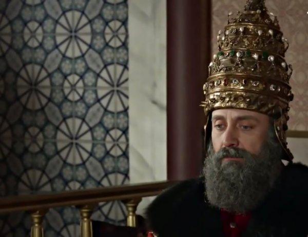 Kanuni’nin dört katlı tacı