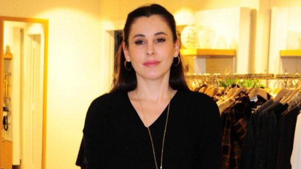 Funda Arar'ın evi yandı