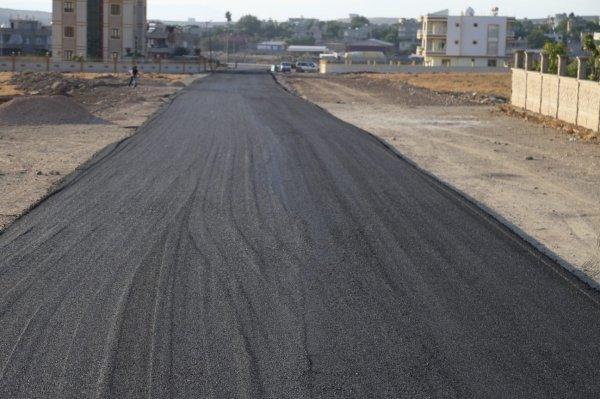 Siirt'te asfalt çalışmalarına ara yok