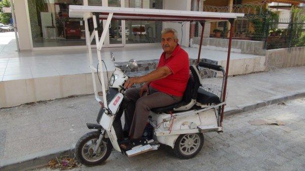 Japonlardan gördü, bin liraya güneş panelli bisiklet yaptı