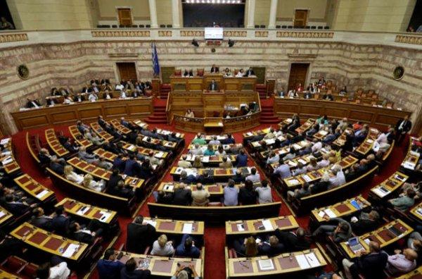 Yunanistan’da Çipras üçüncü kabine revizyonunu yaptı