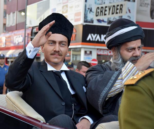 Atatürk'ün Sivas'a gelişinin 99. yılında tören düzenlendi