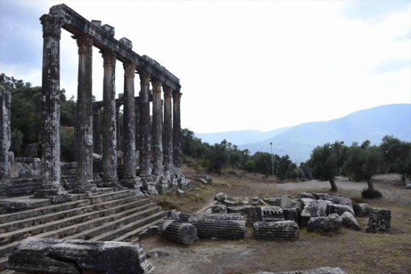 Euromos'ta UNESCO için kollar sıvandı