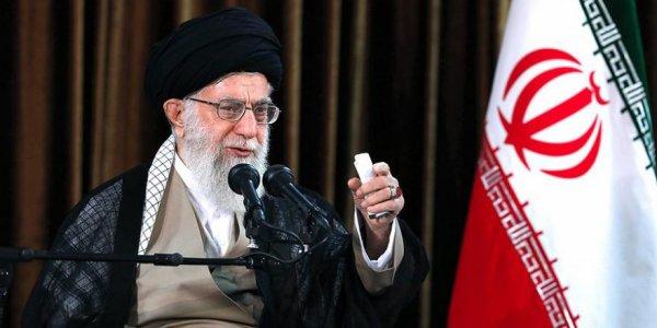 İran'da orduya güçlenin talimatı