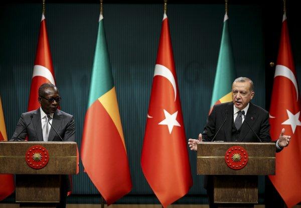 Başkan Erdoğan: FETÖ'ye para akıtılıyor