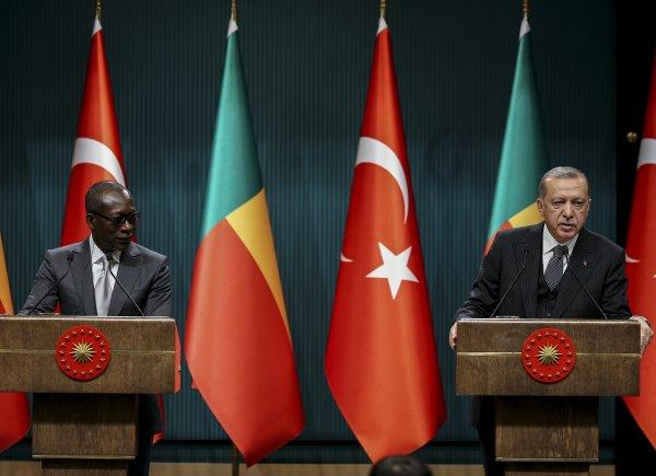 Başkan Erdoğan: FETÖ'ye para akıtılıyor