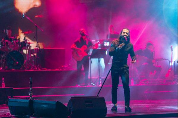 Koray Avcı'yı yağmur bile durduramadı